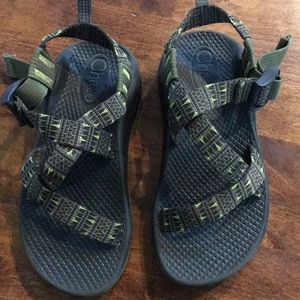 Boys Youth Chaco Sandals Like New
